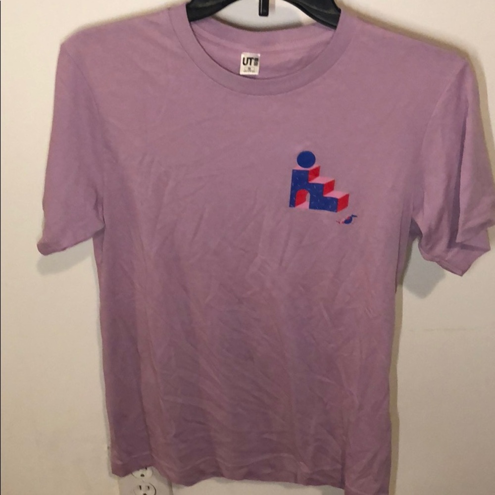 Uniqlo shirt